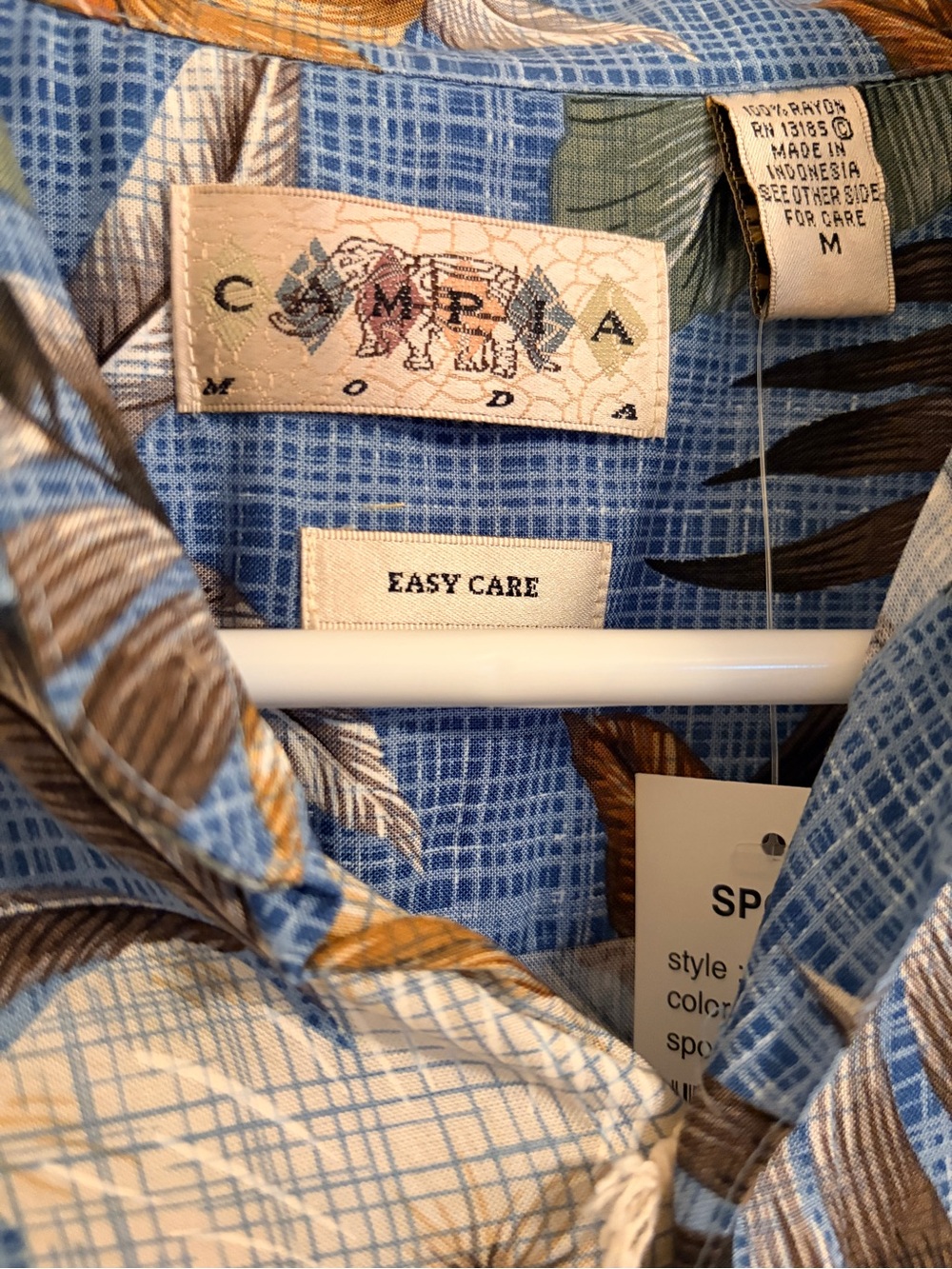 NWT CAMPIA Men's MEDIUM Shirt Blue Hawaiian Floral Button Casual Beach Summer - Picture 4 of 6